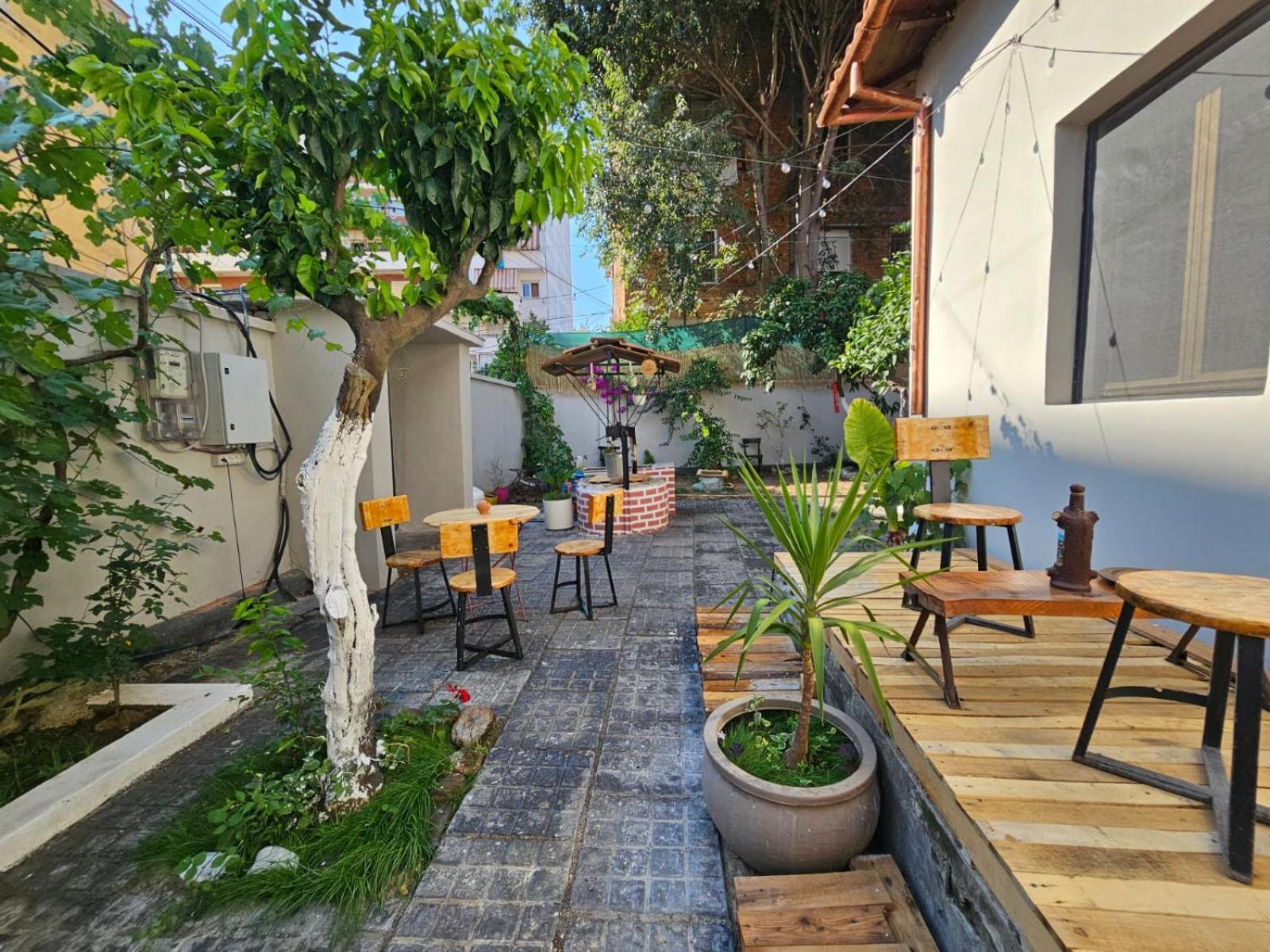 Lemon House *